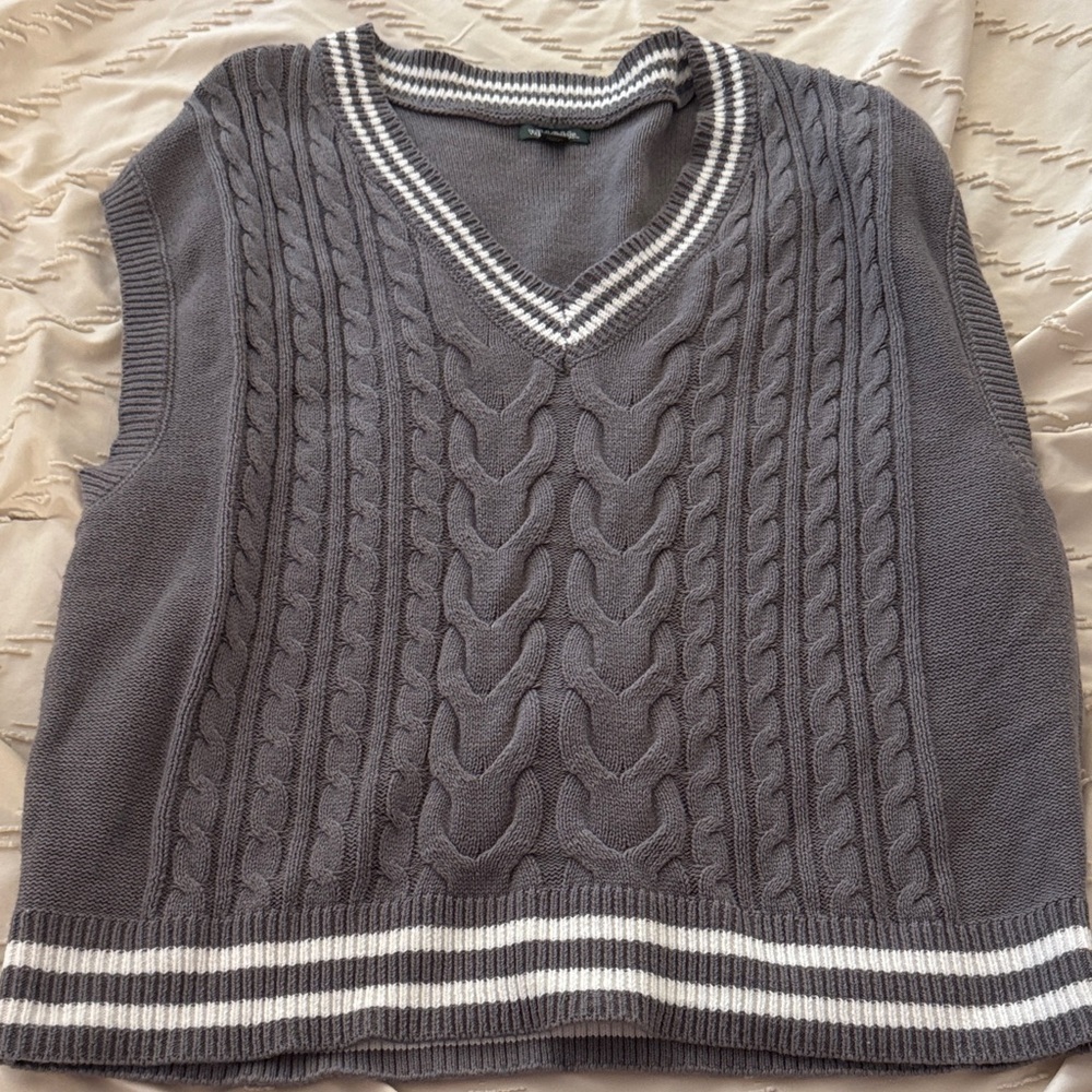 Wild Fable Gray V-Neck Sweater Vest with White Stripes